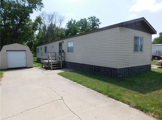 1510 1st Ave TRLR 130, Grinnell, IA 50112