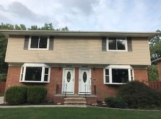 6933 Brandywine Rd, Parma Heights, OH 44130