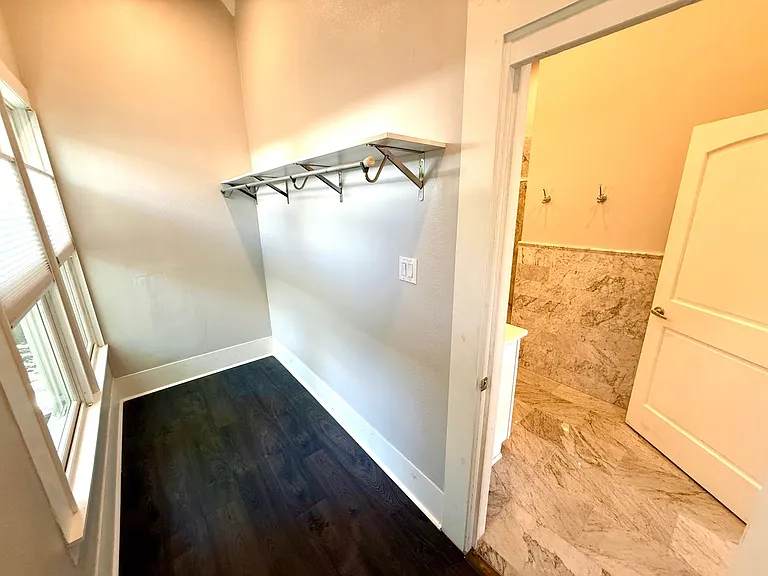804 Dawson St — Photo 18