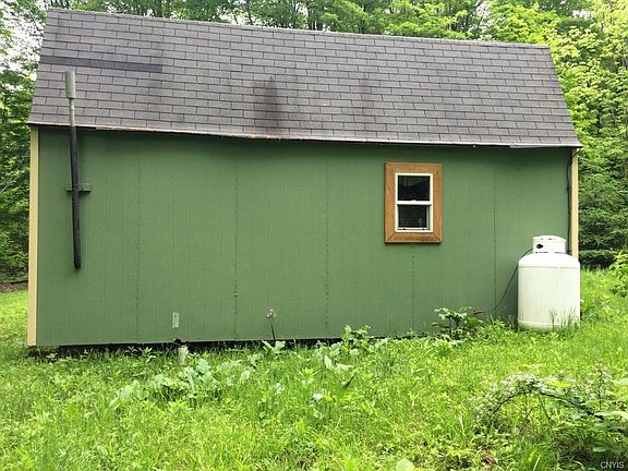2nd image of 530 Tarbell Rd