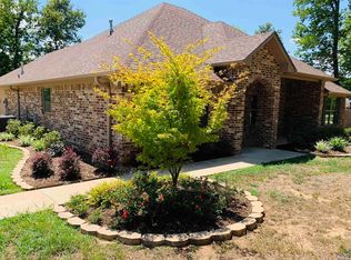 3010 Kings Rd, Marshall, TX 75672