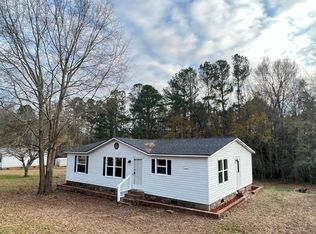 118 Happy Trails Dr, Angier, NC 27501