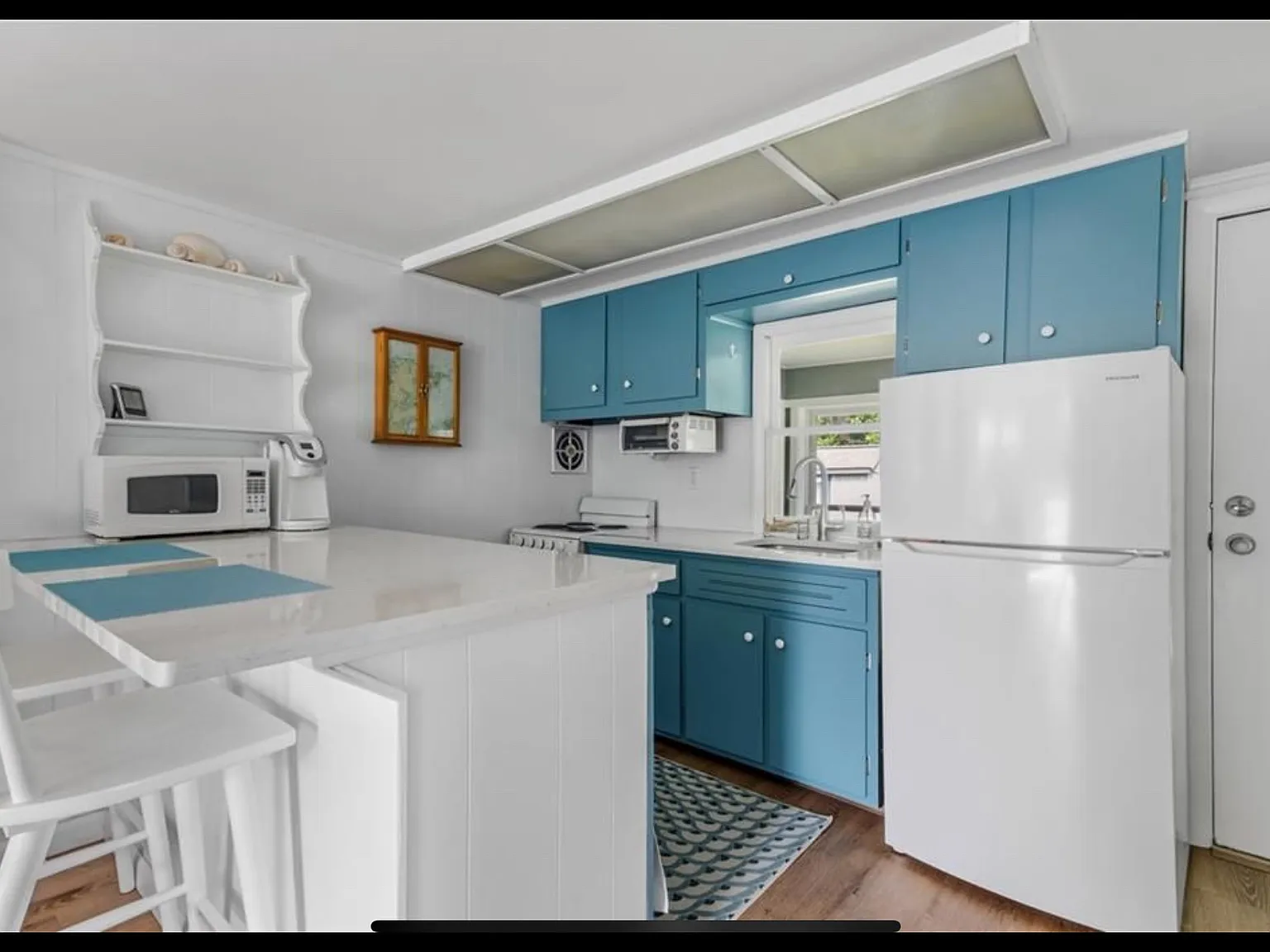 1 bed, 720 sqft, $1,900 — Photo 3