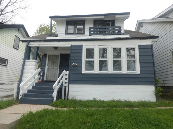 2214 W Auer AVENUE, Milwaukee, WI 53206
