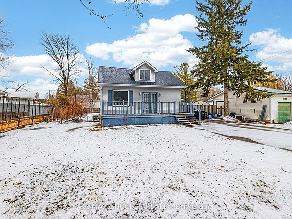 4th image of 1711 Saint Johns Rd
