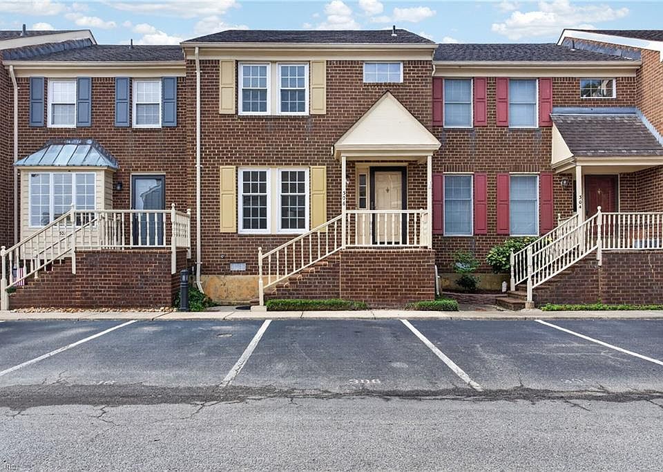 1st image of 306 Worthington Sq
