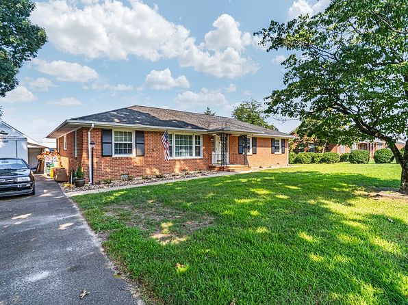 7477 Lexington Dr