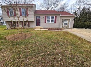 2017 Bainbridge Ct, Waldorf, MD 20602