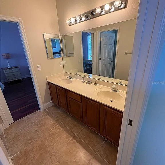9718 Pineola Dr — Photo 40