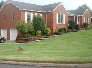 955 E Fox Ridge Rd, Cookeville, TN 38501