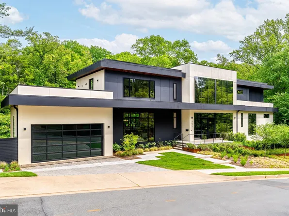 3632 36th Rd N, Arlington, VA 22207