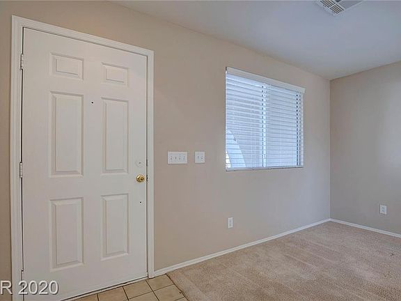 4th image of 1098 Valetta Flat Ave