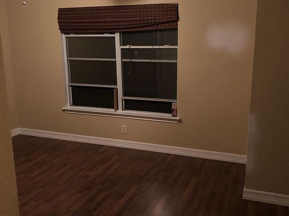 4th image of 4907 Farmsfield