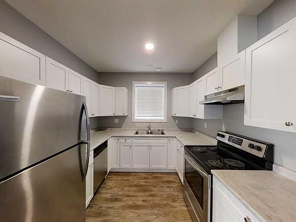 3rd image of 9522 112th Ave #1