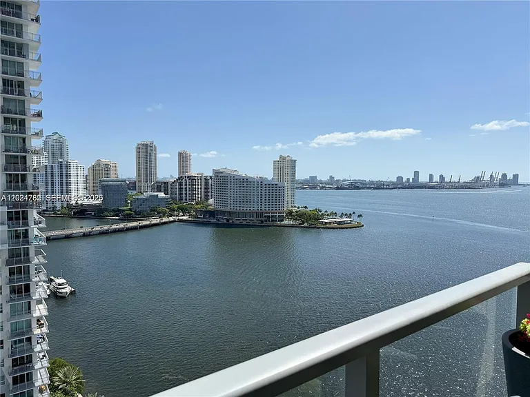 1155 Brickell Bay Dr #2108 — Photo 1
