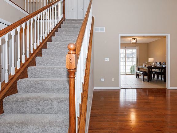 3rd image of 1170 Lynx Ln