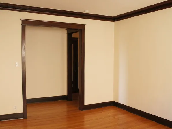 1949 Cuyler LLC, 1949-51 W Cuyler Ave #19491, Chicago, IL 60613