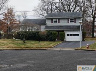 10 Janet Ct, East Brunswick, NJ 08816