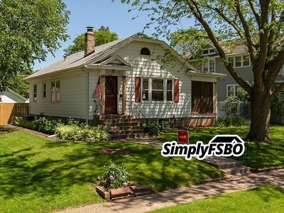 2819 Main St, Davenport, IA, 52803
