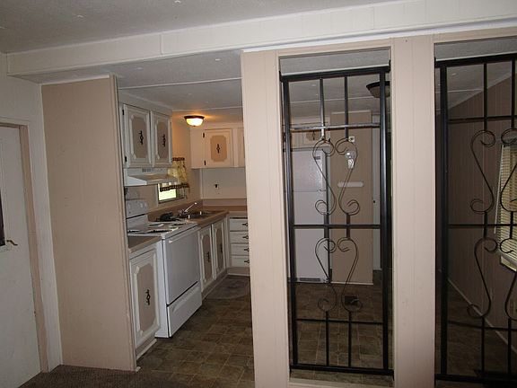 4th image of 154 Highland Dr
