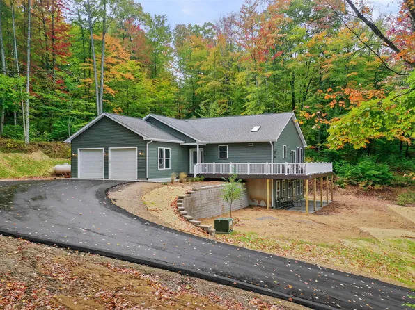 11965 Bellows Lake Rd, Lake Ann, MI 49650