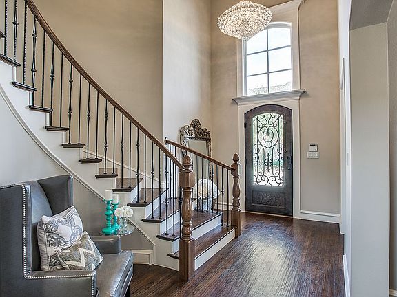5th image of 5740 Bernay Ln