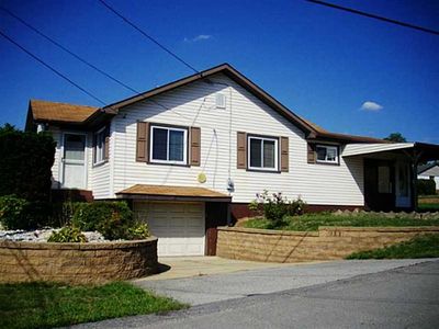 911 Allegheny Ave, New Kensington, PA, 15068