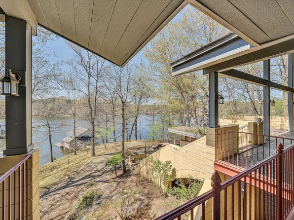 143 Charlotte Ln, Hardy, VA 24101