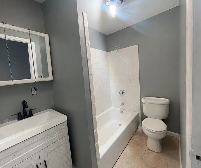 111 Putnam St #2 — Photo 2