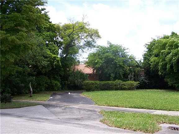 4th image of 21410 NE 19th Ave