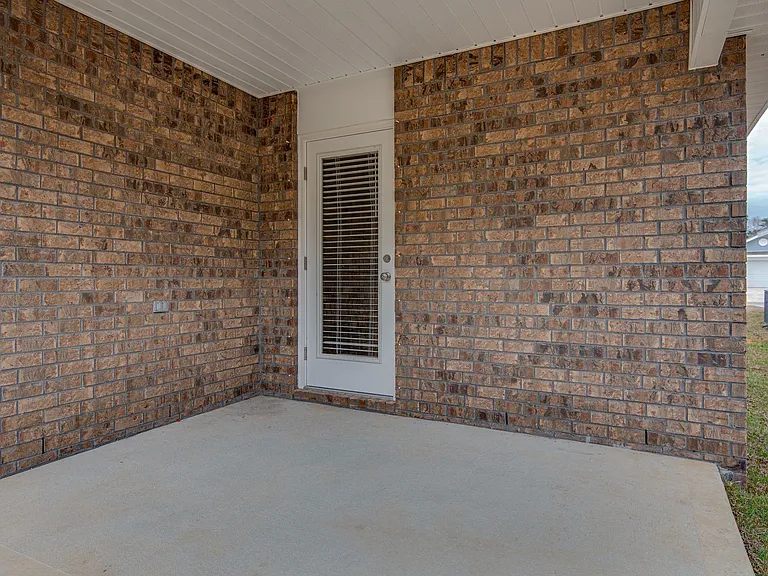 6401 Churchill Cir — Photo 21