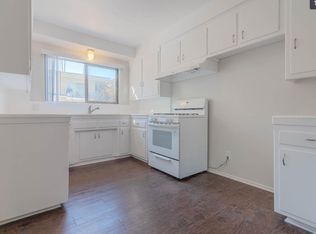 Gorgeous Newly Renovated in Valley Village! Pool! Pet Friendly! Parking!, Valley Village, CA 91607