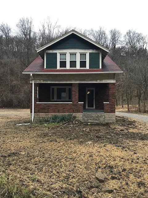 1119 Saxonburg Blvd photo 1