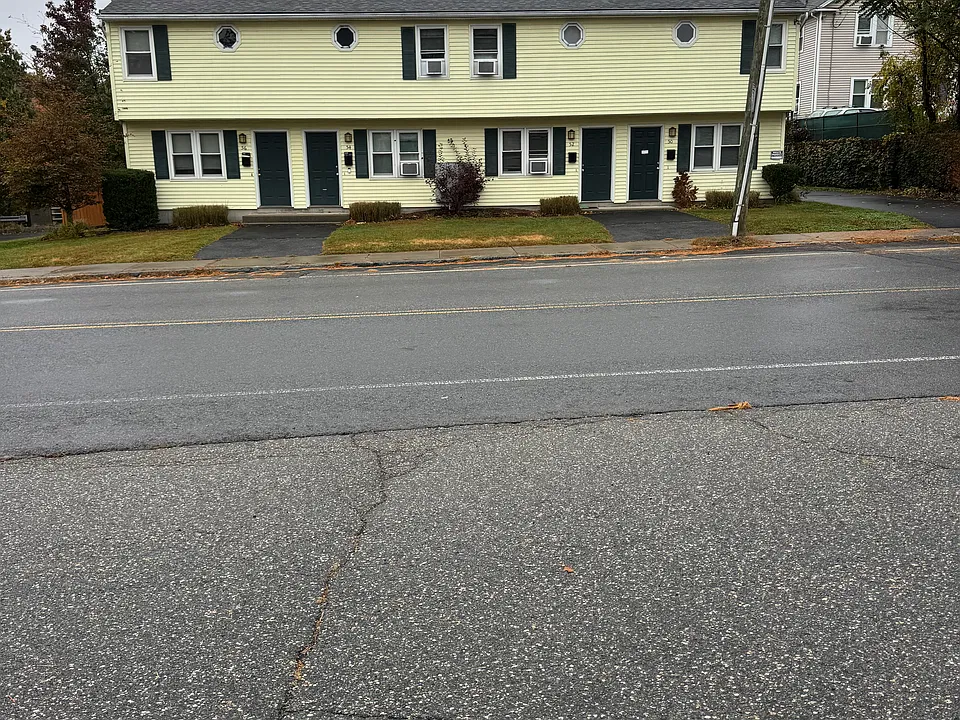 50 River St #50