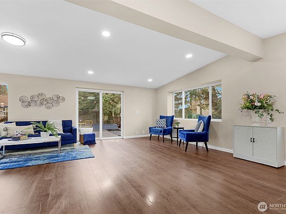 5th image of 23826 7th Place W