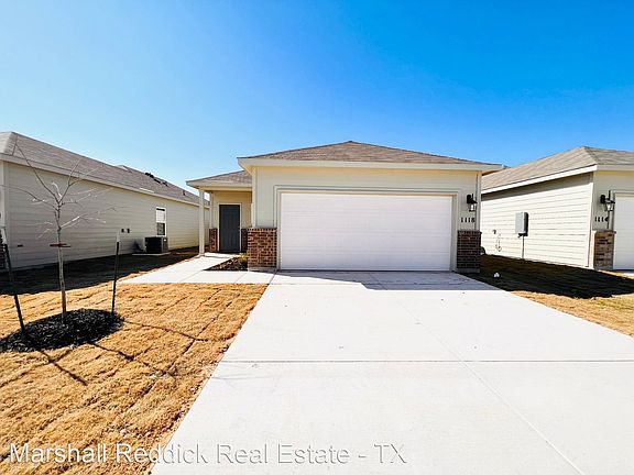 3rd image of 1118 Gracie Way