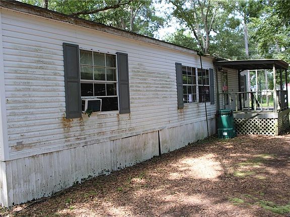 3rd image of 136 Richmond Dr