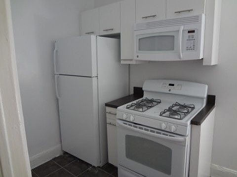 2nd image of 2911 35th Ave