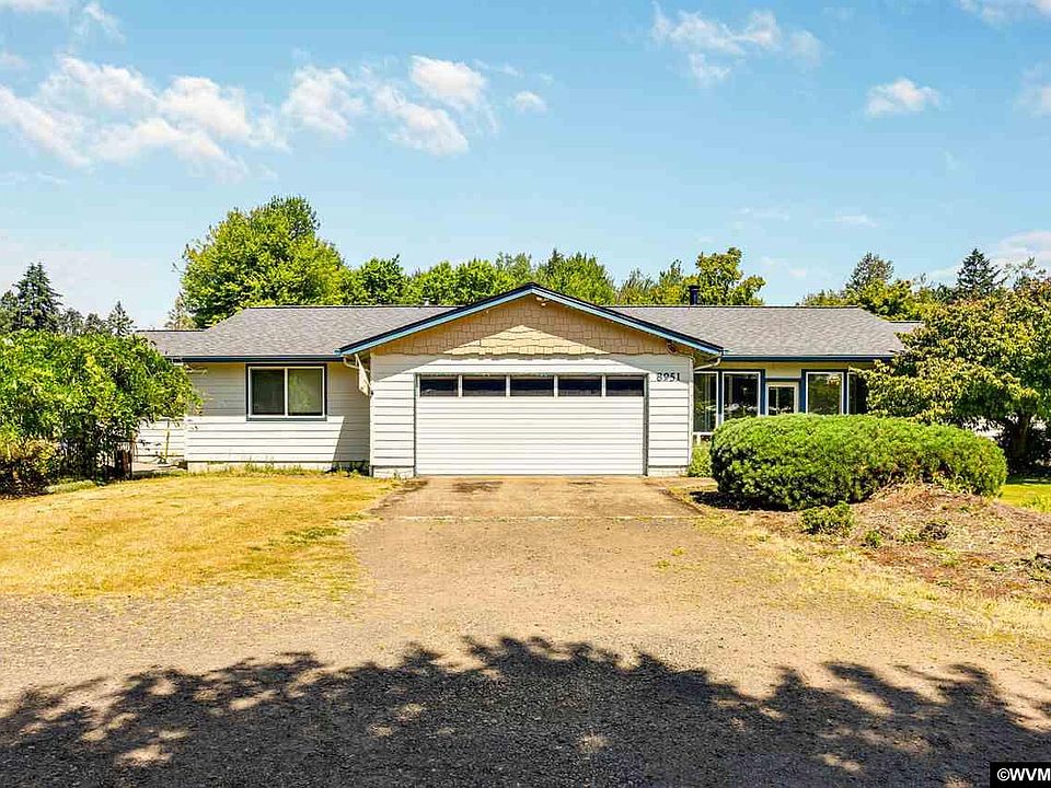 1st image of 8951 Edcliff Ct SE