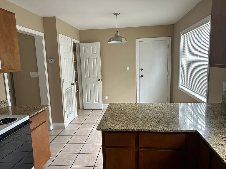 3203 Arkansas Rd — Photo 9
