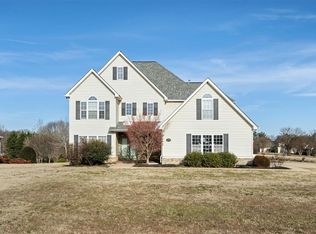 609 Providence Point Dr, Seneca, SC 29678