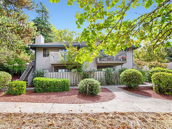 2nd image of 14633 SW Grayling Ln