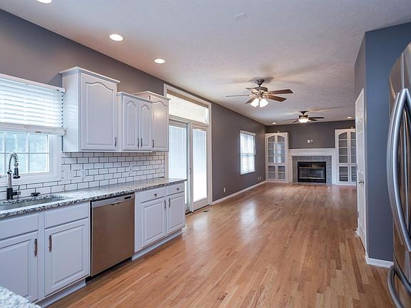 5th image of 4130 Sugar Creek Pl