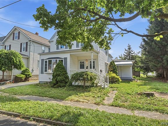 3rd image of 95 Preston St