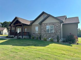 141 Deerfield Dr, Poplar Bluff, MO 63901