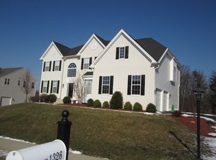 1326 Treeline Dr, Coatesville, PA 19320