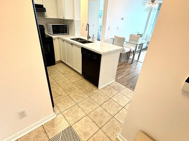 5508 Yonge St #2507 — Photo 5