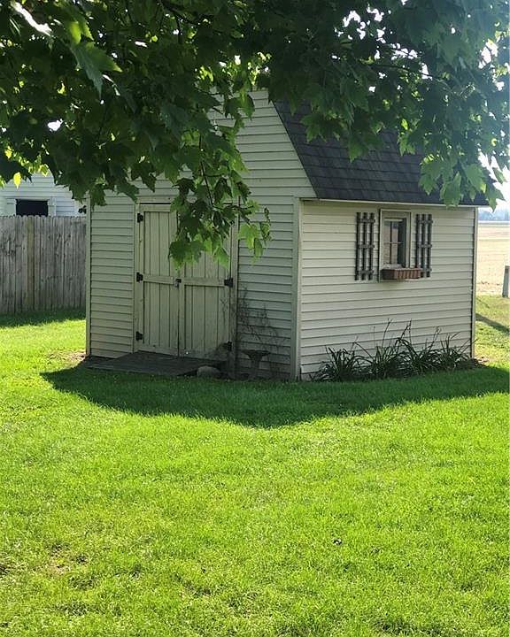 2nd image of 9230 N Keith Dr W