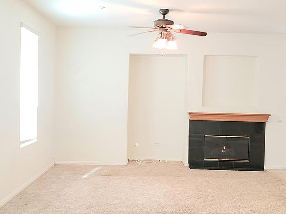 2nd image of 27059 Fairway Ln