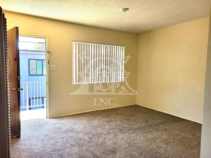 Studio, 1.0 bath, $1,495 — Photo 2